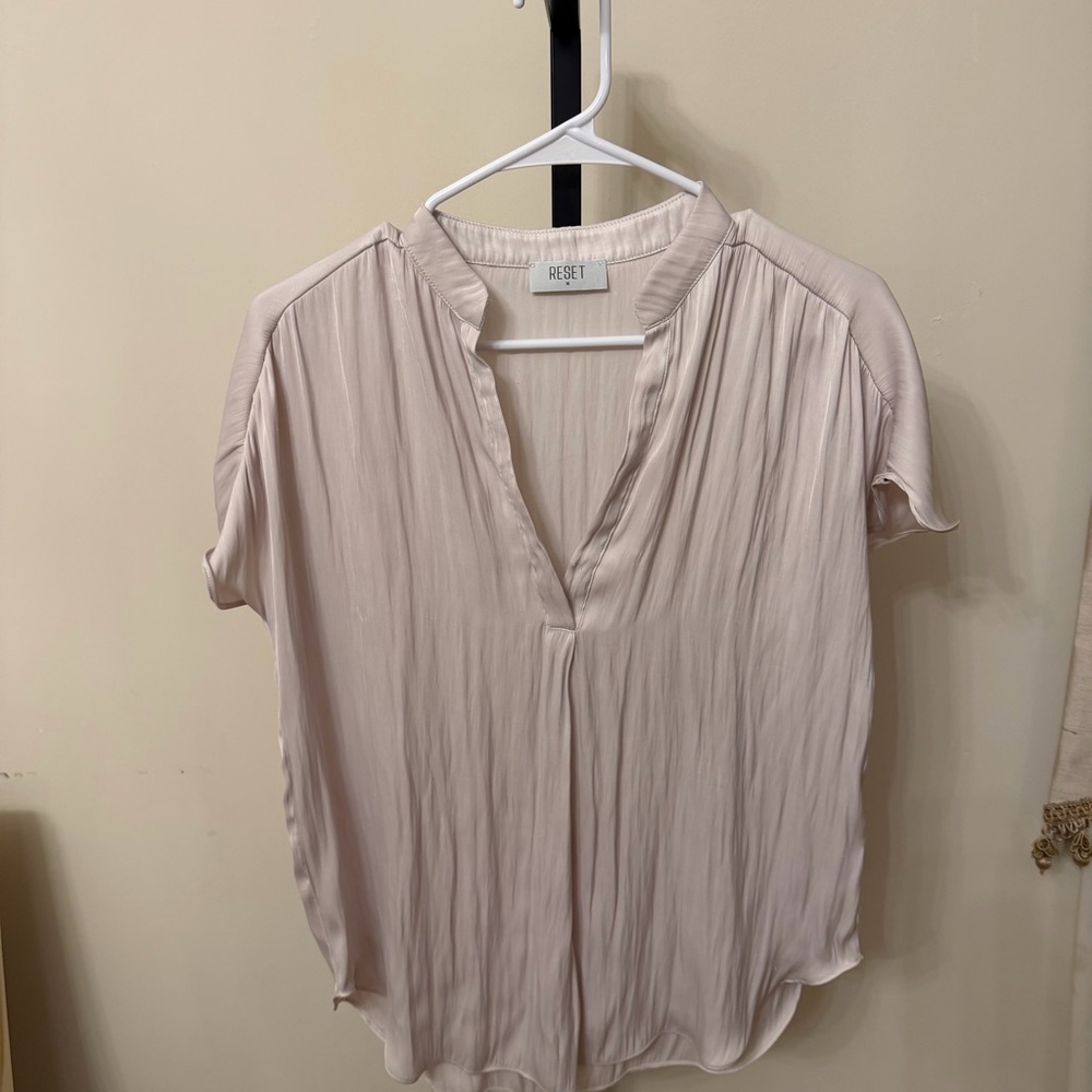 The Reset Light Pink V-Neck Blouse